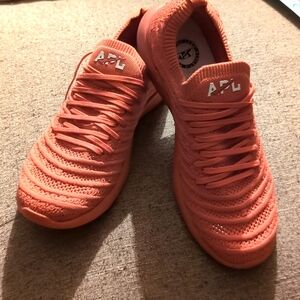 APL Athletic Propulsion Labs Women's Fire Coral/Marble